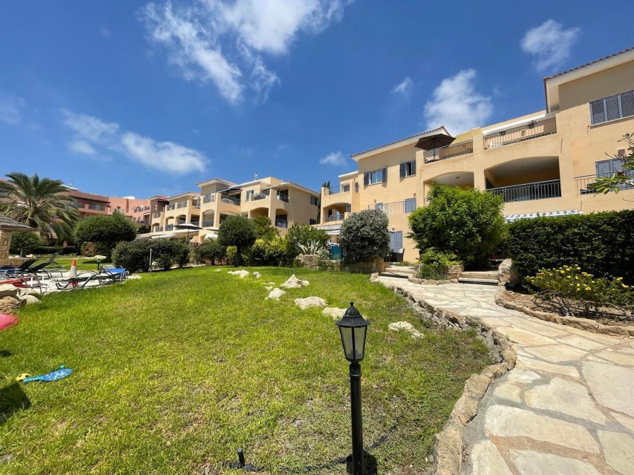 Apartamento Paphos-Limnaria Garden Exterior foto